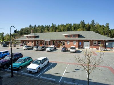 The parking area at Eugene Station.