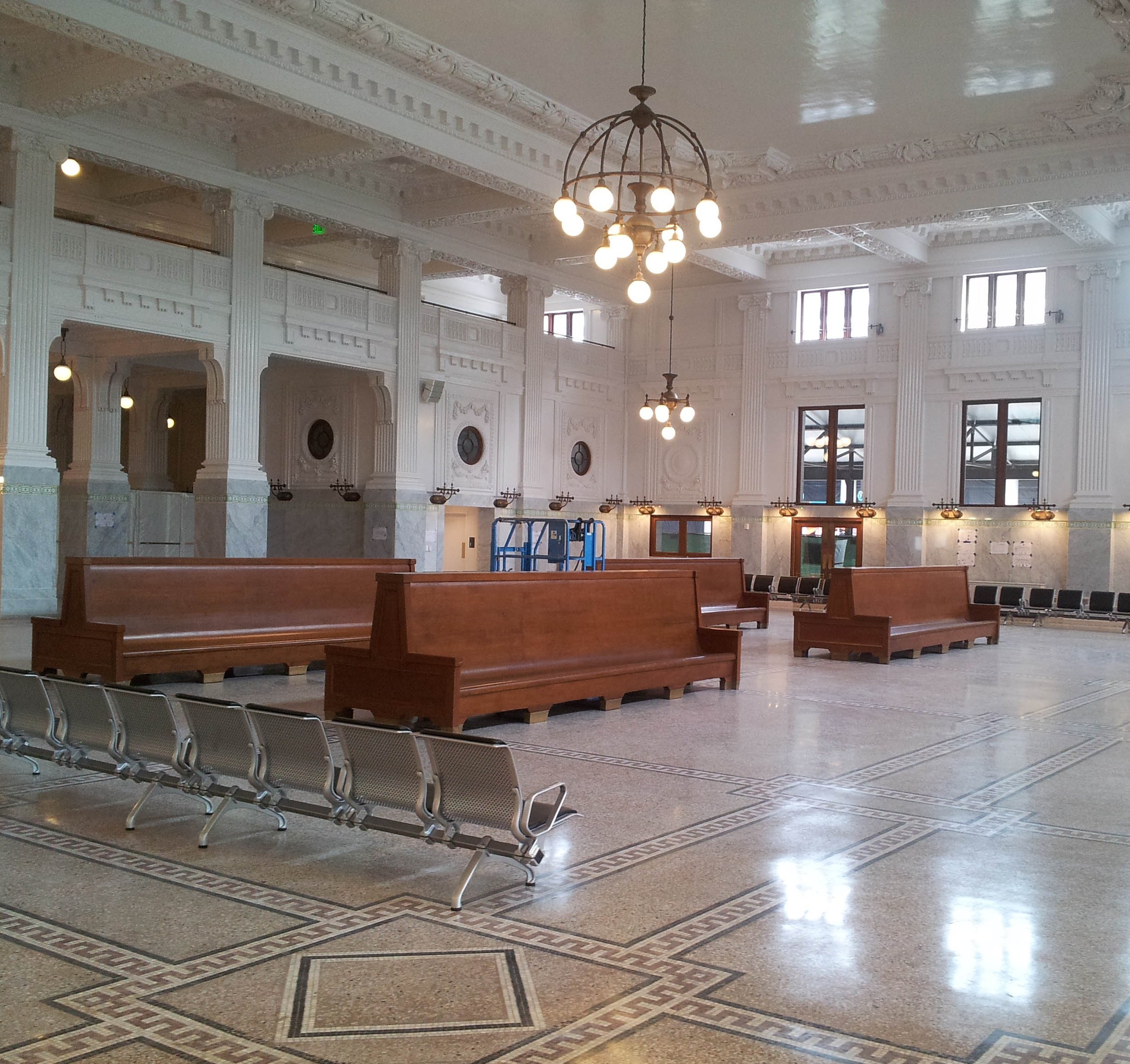 Interior view of the seating area at the Main Hall at King Street Station.